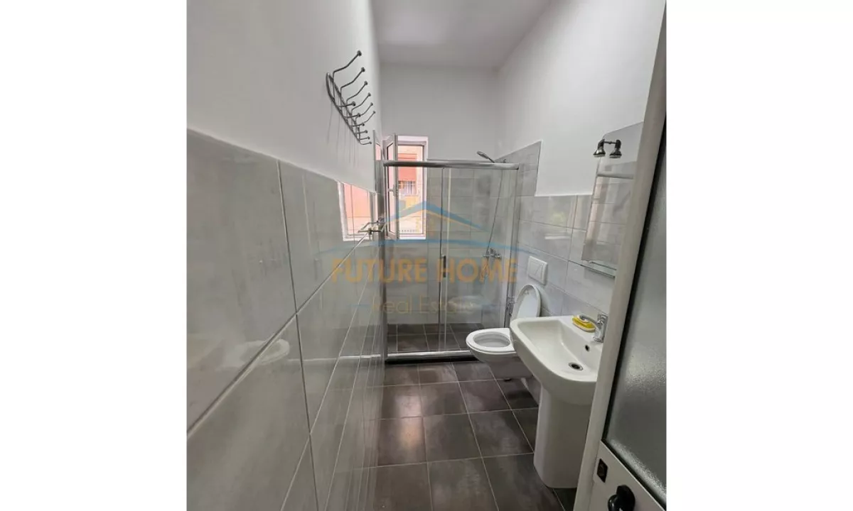 Qira, Ambient per zyra, Myslym Shyr