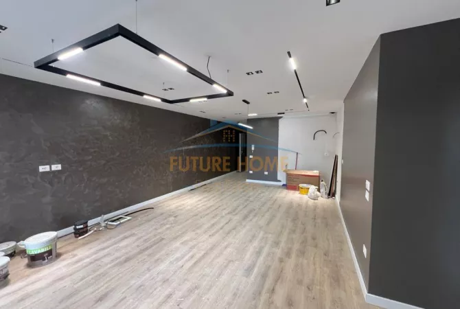 Shtepi ne shitje Apartament ne Tirane, 3+1, Mobilimi Bosh, pa mobiluar, Pagesa 200,000  Euro.