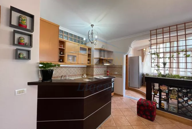 Apartment for rent in Tirana 3+1, Furnished