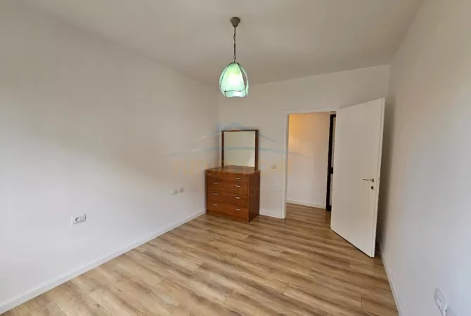 Apartament 2+1, Fusha e Aviacionit  , Tiranë.