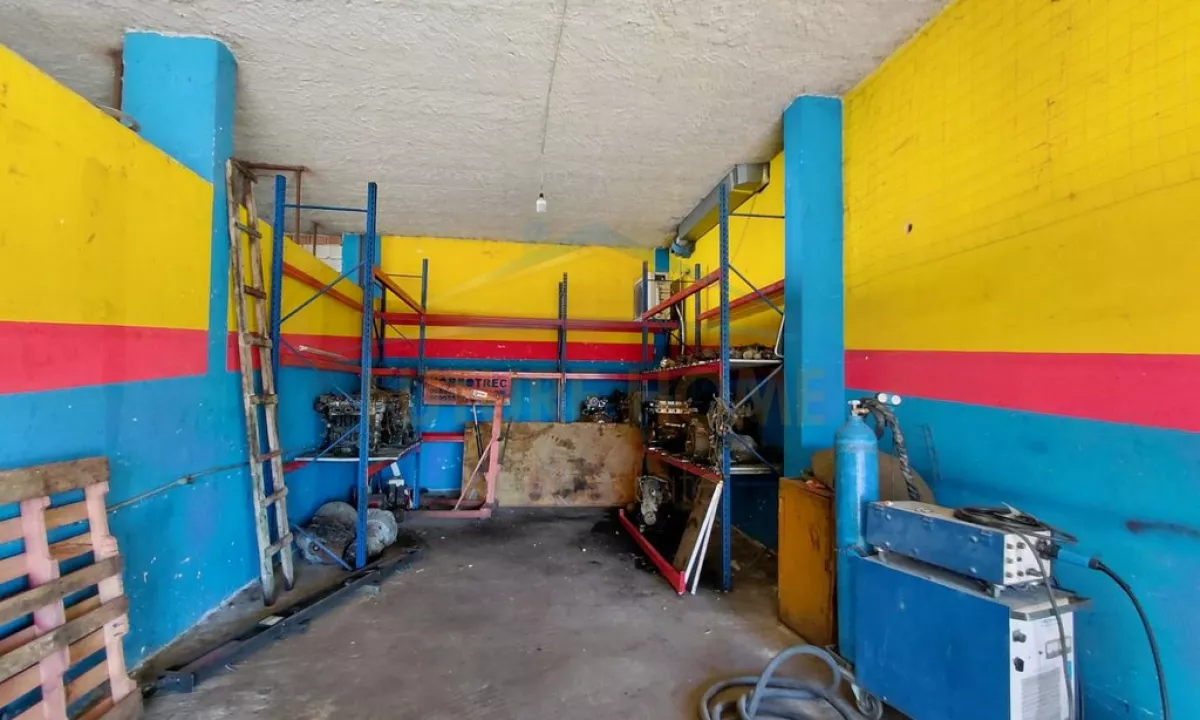  Njesi biznesi, Ura e dajlanit, Durres