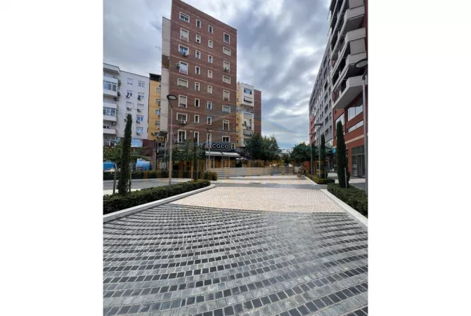 Shtepi ne shitje Apartament ne Tirane, 1+1, Mobilimi Bosh, pa mobiluar, Pagesa 158,000  Euro.