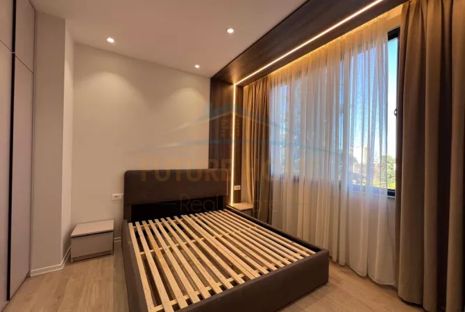 Shtepi ne shitje Apartament ne Tirane, 2+1, Mobilimi E mobiluar, Pagesa 237,000  Euro.