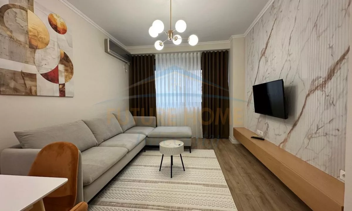 Shtepi ne shitje Apartament ne Tirane, 1+1, Mobilimi E mobiluar, Pagesa 117,000  Euro.