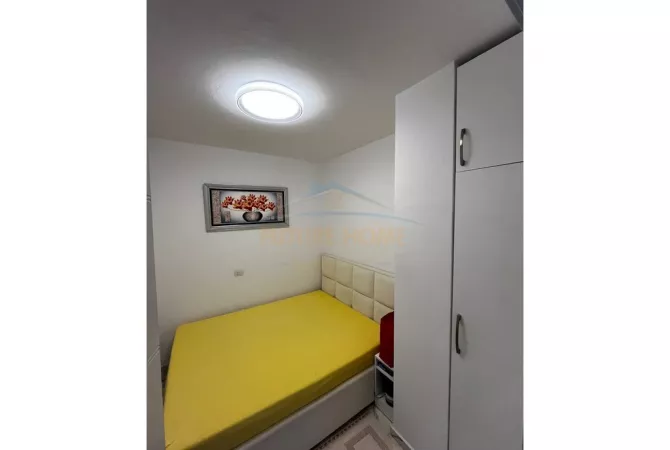Shtepi ne shitje Apartament ne Durres, 3+1, Mobilimi E mobiluar, Pagesa 320,000  Euro.