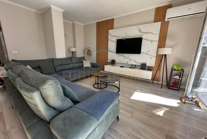Apartament 3+1+Verande, Laprakë, Tiranë.