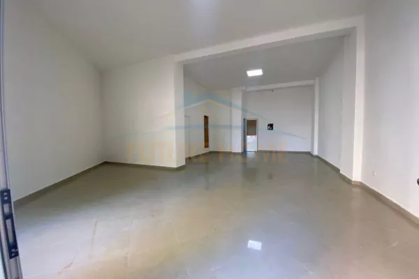Business Property in Sale 1+1 in Tirana - 148,000 Euro