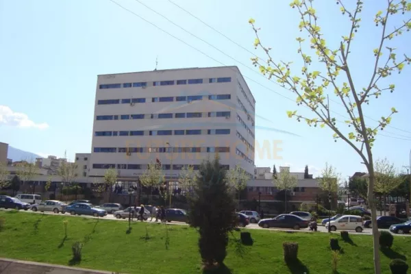 Business Property in Sale 3+1 in Tirana - 1,435,000 Euro