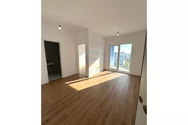 Shitet, Apartament 1+1, OXA, Fresku, Tirane