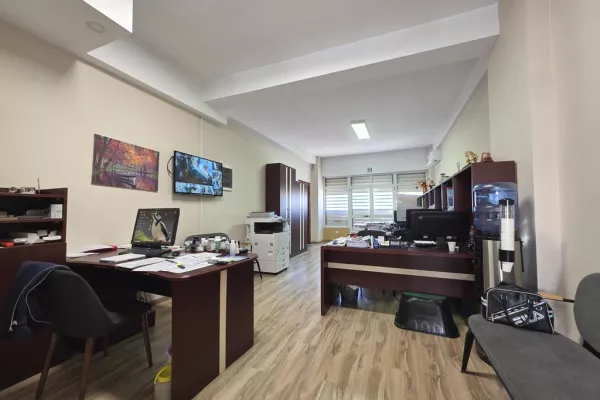  Ambient Komercial-Njesi Biznesi, Unaza e Re, Tirane