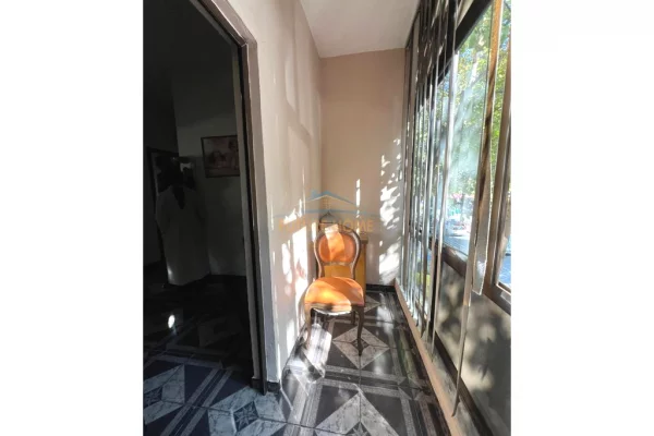 Ambient Biznesi,Laprake,Tirane