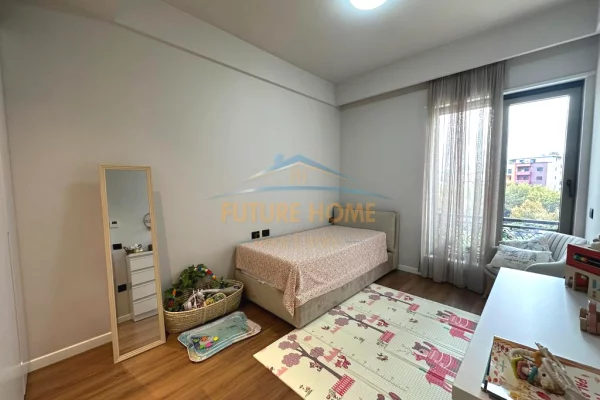 Shtepi ne shitje Apartament ne Tirane, 2+1, Mobilimi E mobiluar, Pagesa 440,000  Euro.