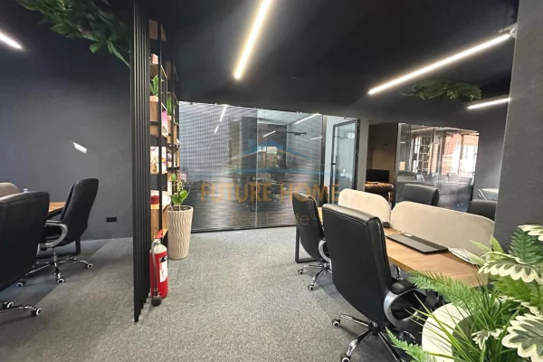 Business Property in Sale 3+1 in Tirana - 1,200,000 Euro