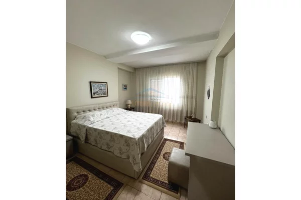 Apartament 2+1, Sheshi Wilson, Tiranë