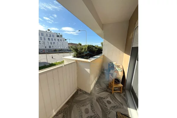 Shtepi ne shitje Apartament ne Tirane, 2+1, Mobilimi E mobiluar, Pagesa 215,900  Euro.