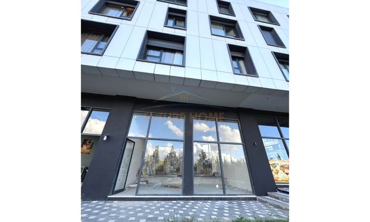 Ambient Biznesi, Liqeni i Thate, Tirane.