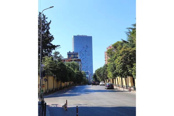 Business Property in Sale 5+1 in Tirana - 82,000 Euro