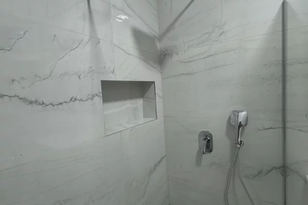 Shtepi me qera Apartament ne Tirane, 1+1, Mobilimi E mobiluar, Pagesa 55,000  Leke.