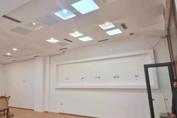 JEPET ME QERA DYQAN 80 M2 - Kthesa e Kamzes