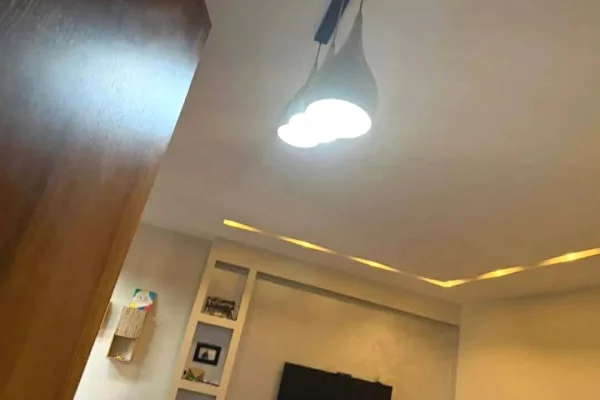 Shtepi ne shitje Apartament ne Tirane, 2+1, Mobilimi E mobiluar, Pagesa 14,000,000  Leke.