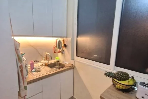 Shtepi ne shitje Apartament ne Tirane, 1+1, Mobilimi E mobiluar, Pagesa 120,000  Euro.