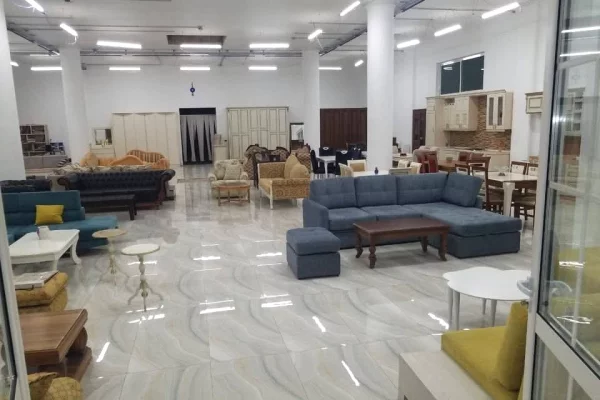 SHITET NDERTESE + TRUALL - MUNDESI INVESTIMI Lokacion strategjik: Kamez, Qereke