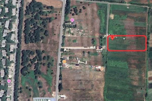 SHITET TOKE NE BREGDET 700 M - GJIRI I LALZIT 