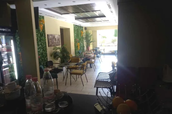 SHITET AMBIENT BIZNESI, LOKAL, TIRANE - Shkolla Osman Myderizi