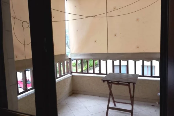 Shtepi ne shitje Apartament ne Tirane, 2+1, Mobilimi E mobiluar, Pagesa 250,000  Euro.