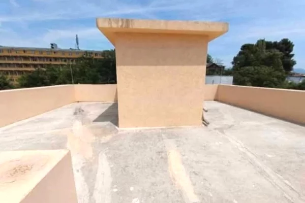 Shtepi me qera Vila Luksoze ne Tirane, 6+1, Mobilimi Bosh, pa mobiluar, Pagesa 2,500  Euro.