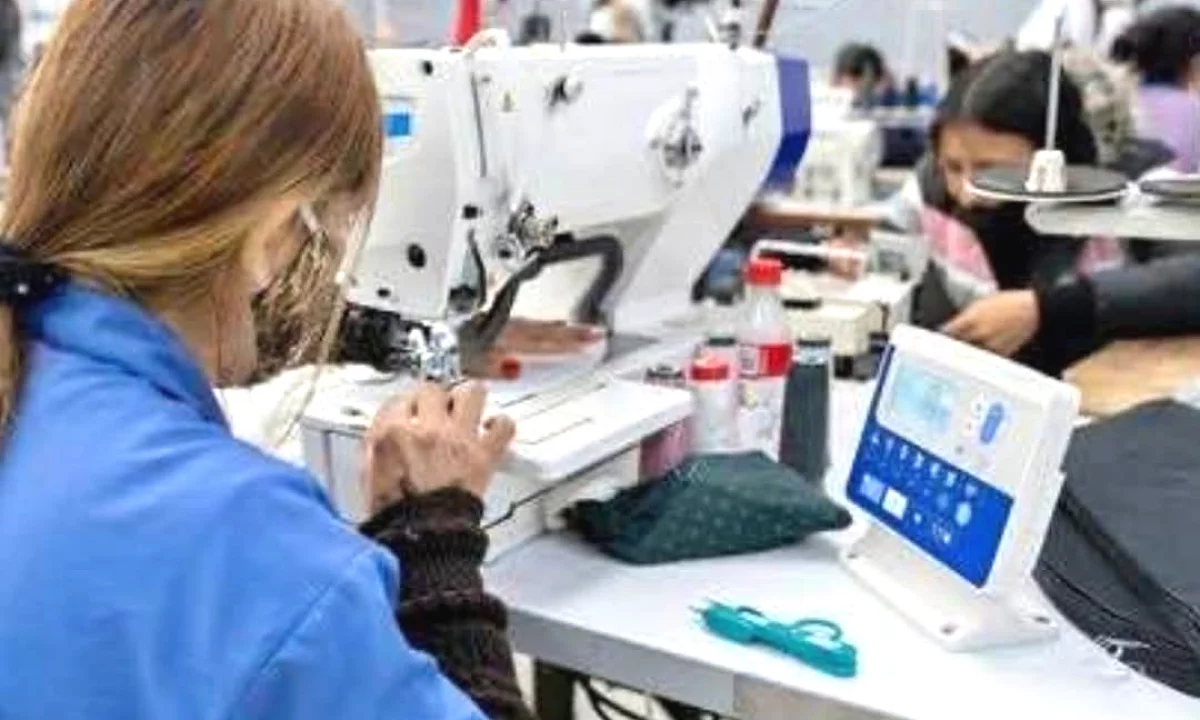 SHITET BIZNESI FASONERI, FUNSIONALE PREJ 25 VITESH - TIRANE 