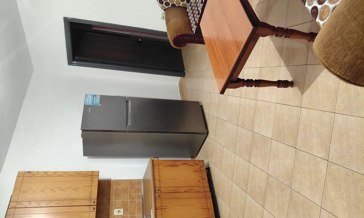 Shtepi me qera Shtepi Private ne Tirane, 1+1, Mobilimi Pjeserisht e mobiluar, Pagesa 350  Euro.