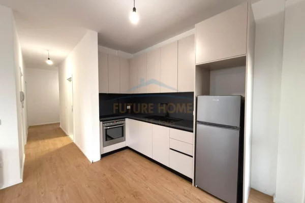 Shtepi me qera Apartament ne Tirane, 2+1, Mobilimi Bosh, pa mobiluar, Pagesa 700  Euro.