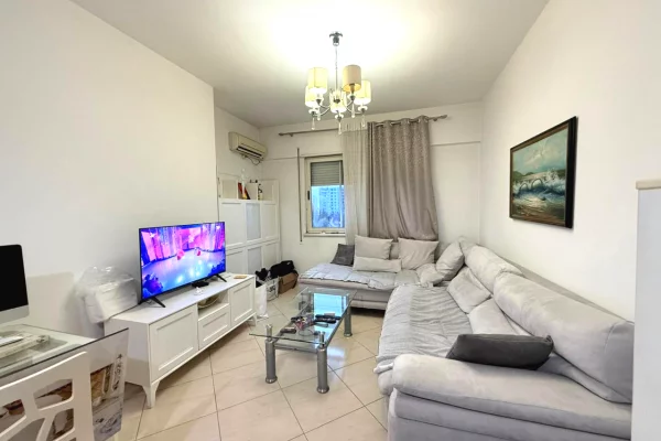 Shtepi me qera 1+1 ne Tirane - 500 Euro