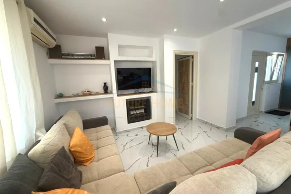 Shtepi me qera 2+1 ne Tirane - 600 Euro