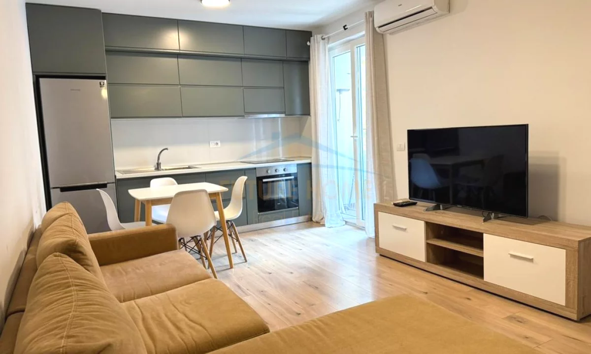 Shtepi me qera Apartament ne Tirane, 1+1, Mobilimi E mobiluar, Pagesa 65,000  Leke.