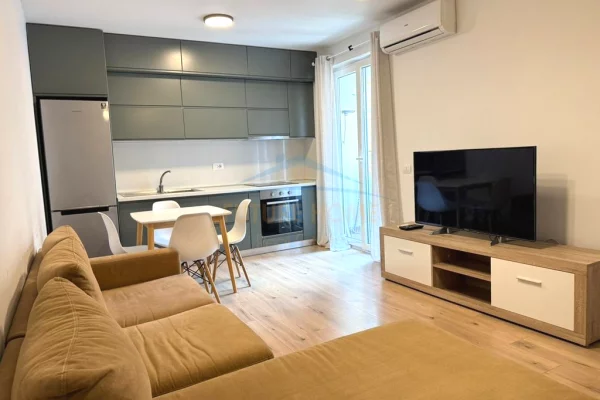 Qera, Apartament 1+1, Shallvaret