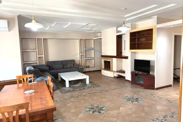 Shtepi me qera 3+1 ne Tirane - 1,100 Euro
