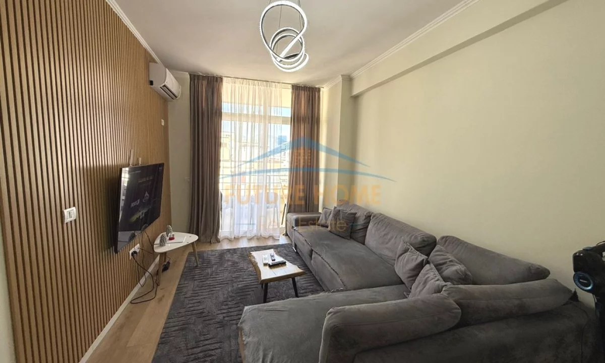 Shtepi ne shitje Apartament ne Tirane, 2+1, Mobilimi E mobiluar, Pagesa 169,000  Euro.