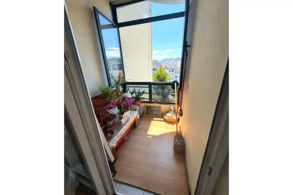 Shtepi ne shitje Apartament ne Tirane, 2+1, Mobilimi E mobiluar, Pagesa 225,000  Euro.
