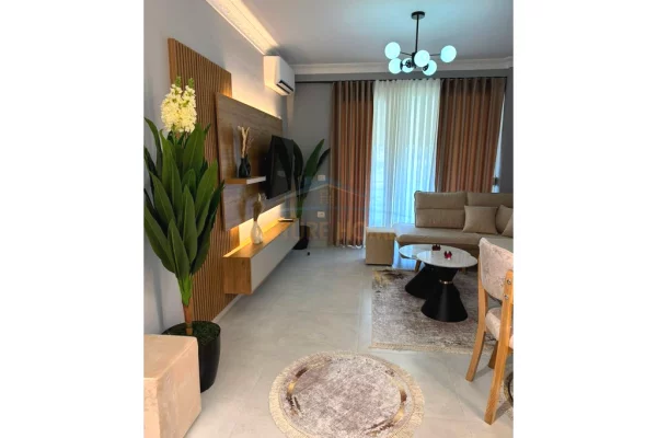 Qera, Apartament 1+1, Kompleksi Tom Doshi, Tiranë.