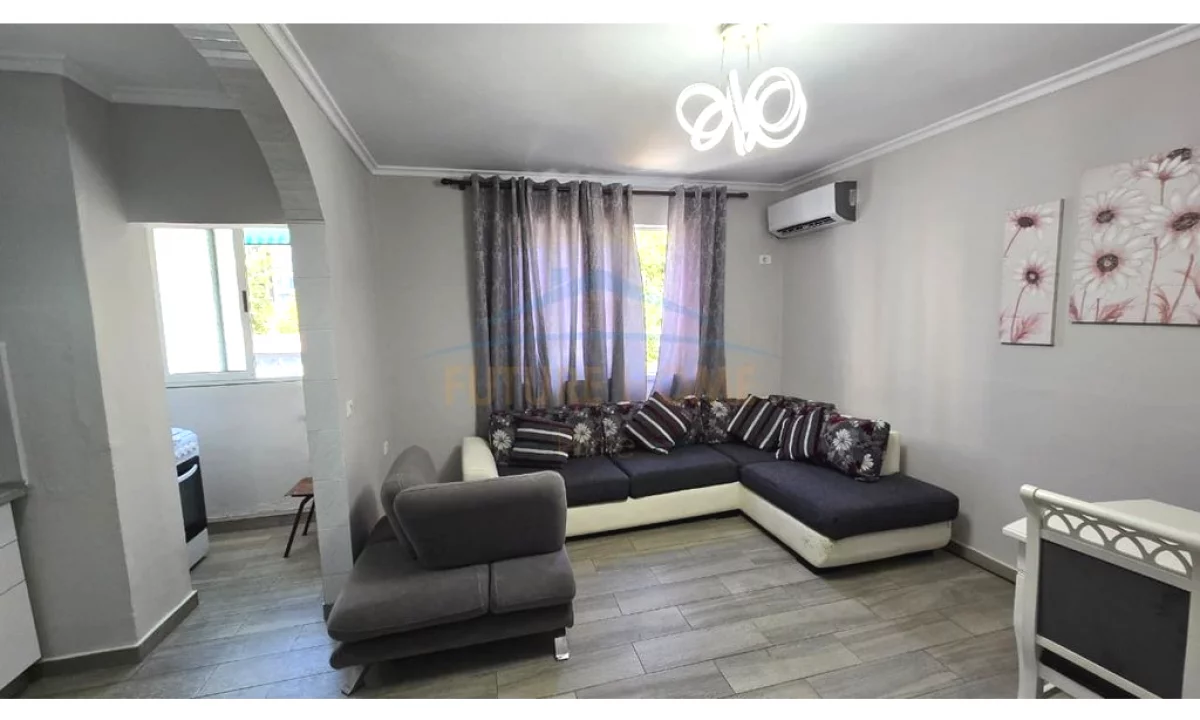 Shtepi me qera Apartament ne Tirane, 1+1, Mobilimi E mobiluar, Pagesa 50,000  Leke.
