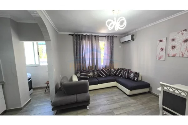 Apartament 1+1 me qera ne Tirane zona 21 Dhjetori/Rruga e Kavajes