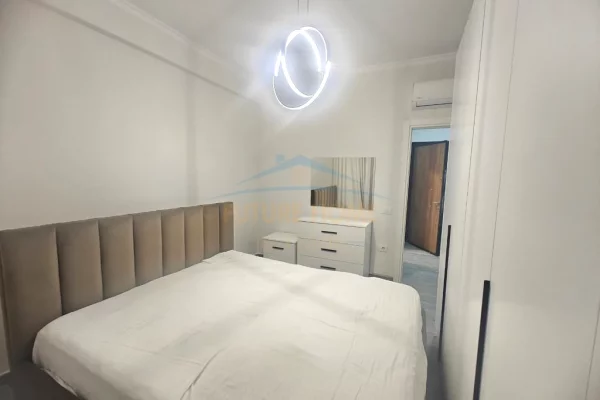 Shtepi me qera Apartament ne Tirane, 1+1, Mobilimi E mobiluar, Pagesa 50,000  Leke.