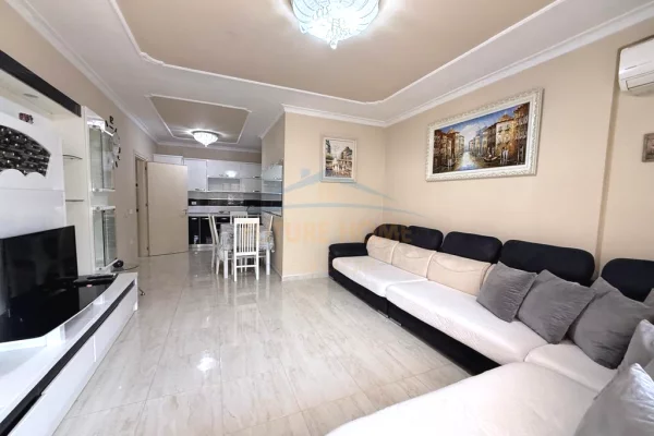 Shtepi me qera 2+1 ne Tirane - 55,000 Leke