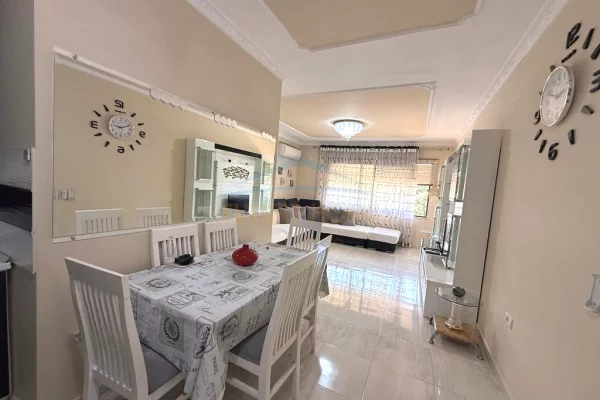 Shtepi me qera Apartament ne Tirane, 2+1, Mobilimi E mobiluar, Pagesa 55,000  Leke.