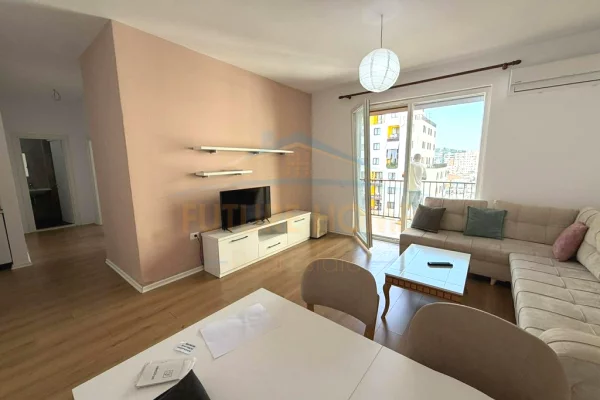 Shtepi me qera 2+1 ne Tirane - 60,000 Leke