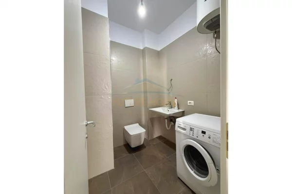 Shtepi me qera Apartament ne Tirane, 2+1, Mobilimi E mobiluar, Pagesa 60,000  Leke.