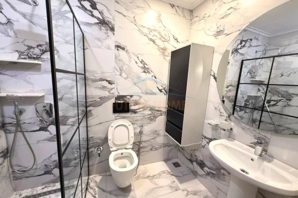 Shtepi me qera Apartament ne Tirane, 2+1, Mobilimi E mobiluar, Pagesa 80,000  Leke.