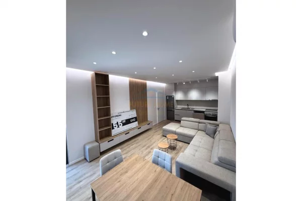 Shtepi me qera Apartament ne Tirane, 1+1, Mobilimi E mobiluar, Pagesa 65,000  Leke.